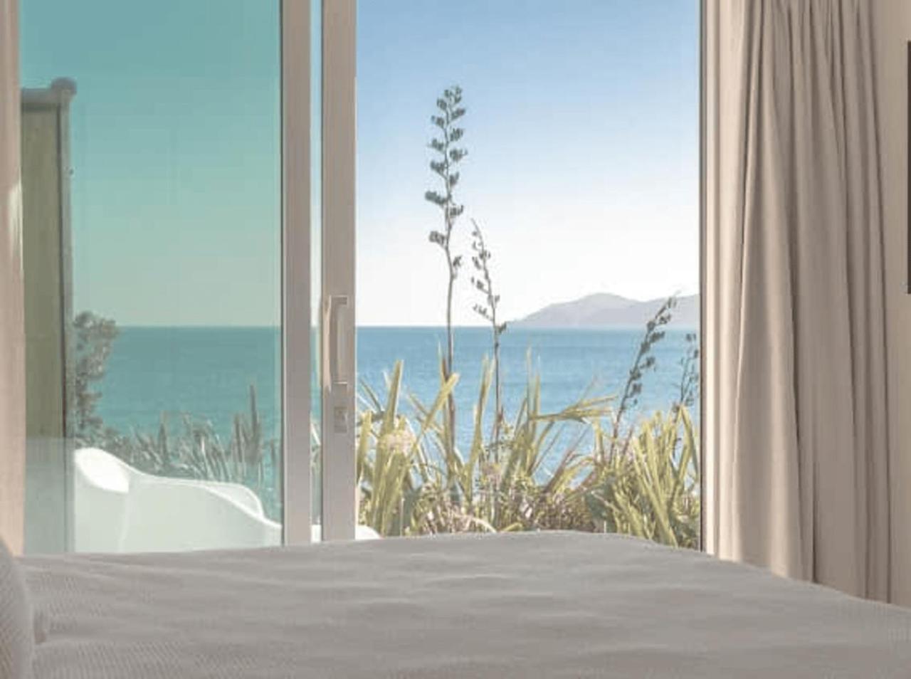Seascapes Waterfront 2 Villa Paraparaumu Luaran gambar